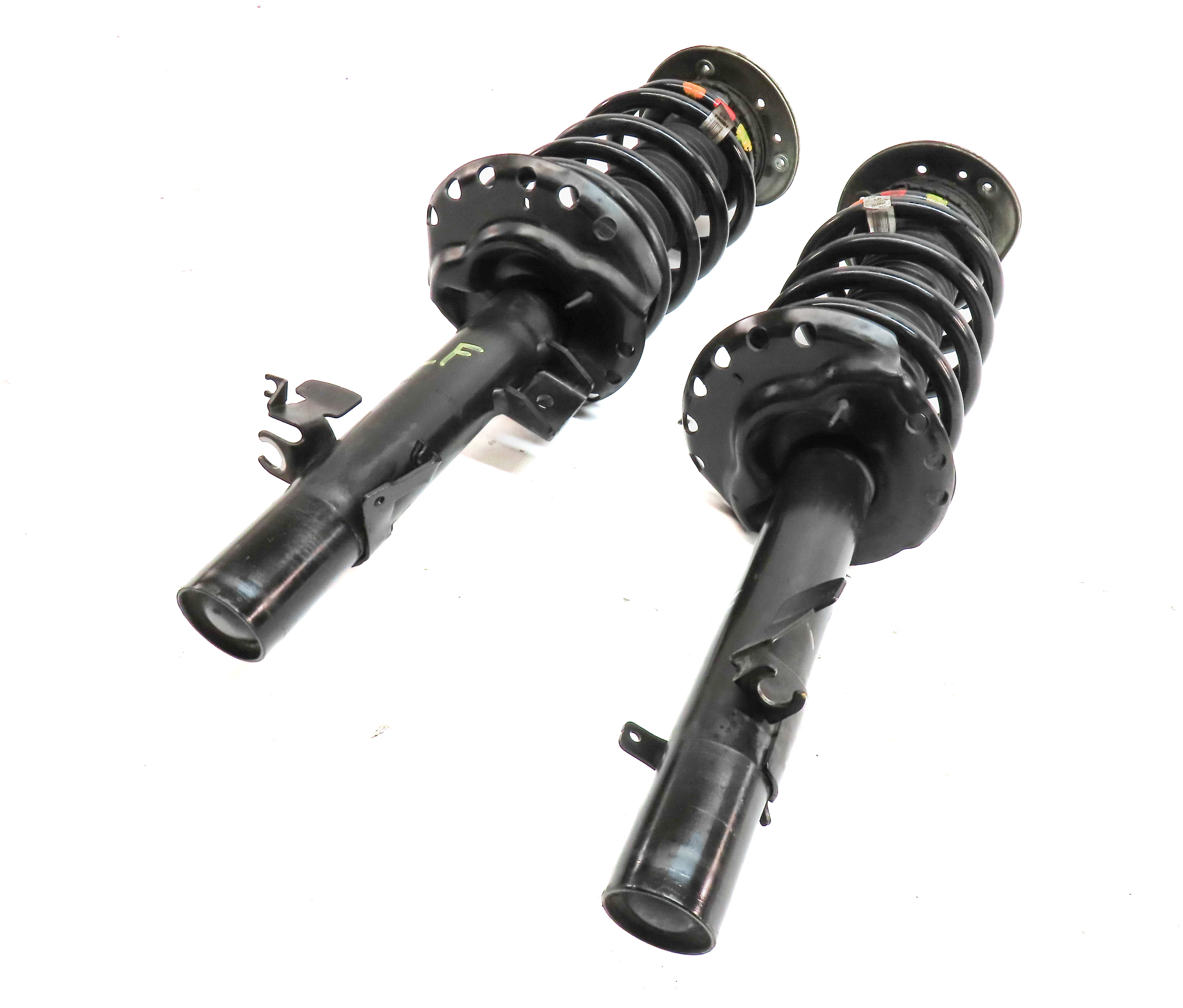 15-19 ROVER DISCOVERY SPORT L550 FRONT LEFT RIGHT SUSPENSION SHOCK STRUT SET 2 — exact item pictured